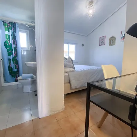 Hébergement de vacances House For Up To 6 Guests With Pool Punta Prima