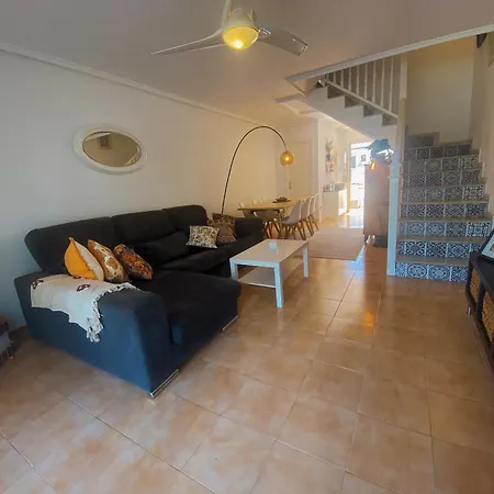 House For Up To 6 Guests With Pool Punta Prima * Τορεβιέχα