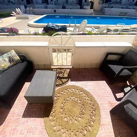House For Up To 6 Guests With Pool Punta Prima * Torrevieja